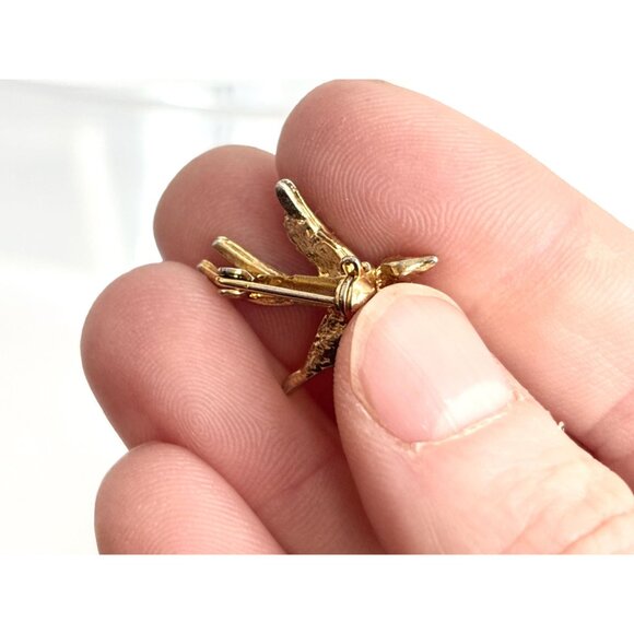 Rhinestoned Bird In Flight Gold Toned Vintage Costume Jewelry Brooch | Lapel Pin - Picture 6 of 7